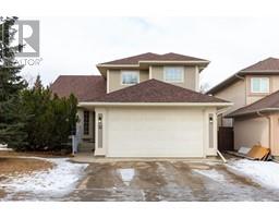 37 Heritage Boulevard W, lethbridge, Alberta