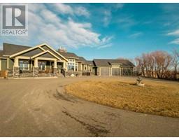 203054C highway 52, raymond, Alberta