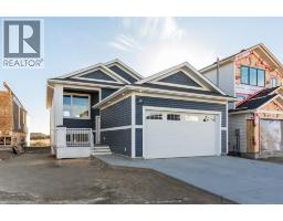 566 Malahat Green W, lethbridge, Alberta