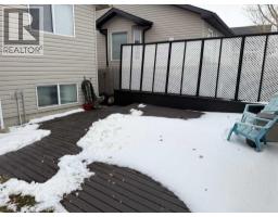 300 Tartan Circle W, lethbridge, Alberta