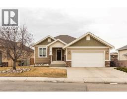 12 Cougar Cove N, lethbridge, Alberta