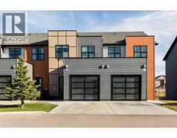 3, 67 Aquitania Circle W, lethbridge, Alberta