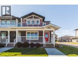 208, 210 Firelight Way W, lethbridge, Alberta