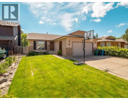 51 Wildwood Crescent W, lethbridge, Alberta