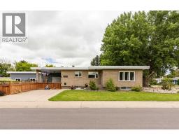 1606 18 Street S, lethbridge, Alberta