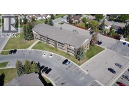 301, 405 Columbia Boulevard, lethbridge, Alberta