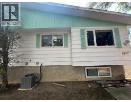 5811a 50 Street N, taber, Alberta